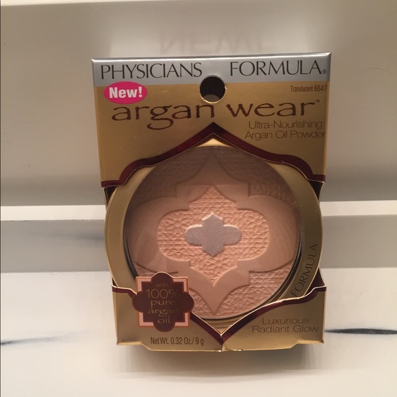 Physicians Formula Other - Physicians Formula Filter Trio BB Powder NEW!